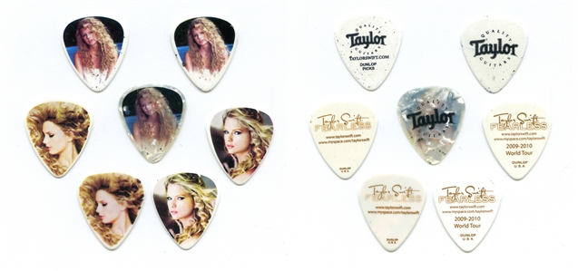 Taylor Swift 2009-2010 Lot of 7 Guitar Picks w/COA