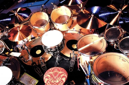 Van Halen Original Band Autographed Stage Used Paiste 2002 Series 17 Inch Crash Cymbal w COA