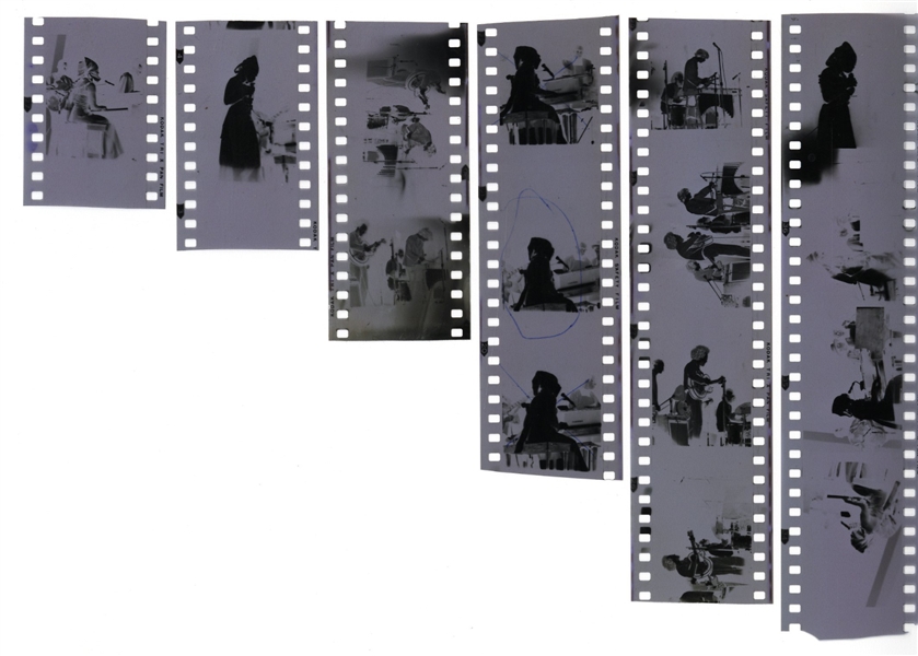 Nina Simone 1969 Lot of 15 Black & White Frames From Montreal