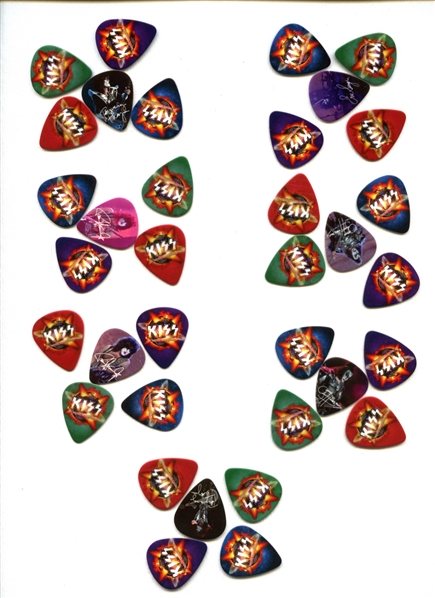 KISS 2011 Lot of 35 Hottest Show On Earth Tour Japan Cancelled Show Picks