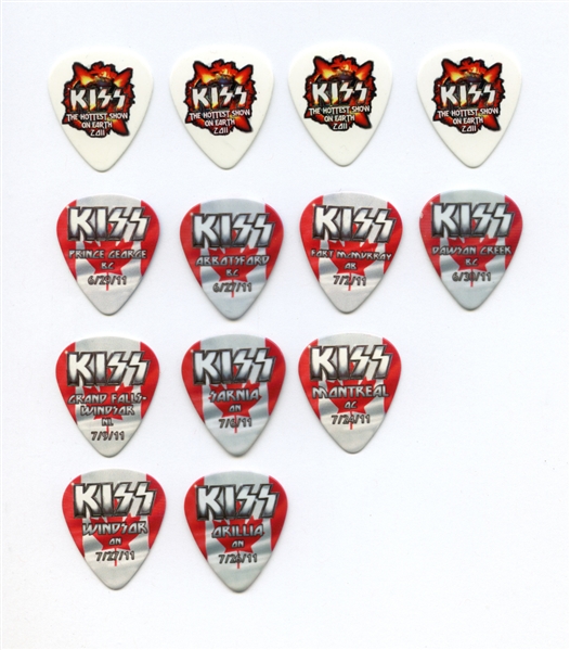 KISS 2011 Lot of 13 Hottest Show On Earth Tour Canada & Alaska Picks