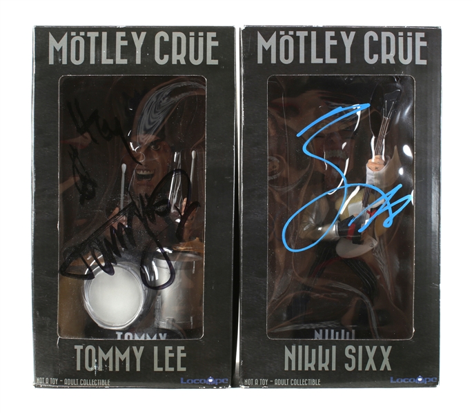 Motley Crue 2016 Tommy Lee & Nikki Sixx Autographed 8-Inch Global Resin Bobbleheads