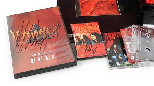 Winger 1993 Pull Autographed Collectibles Lot