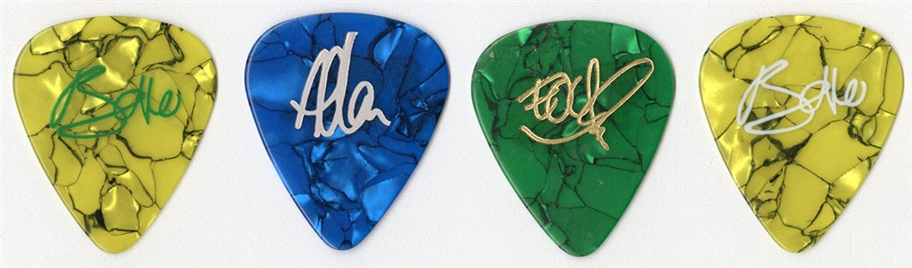 U2 2002 Super Bowl XXXVI Halftime Show Lot of 4 Guitar Picks