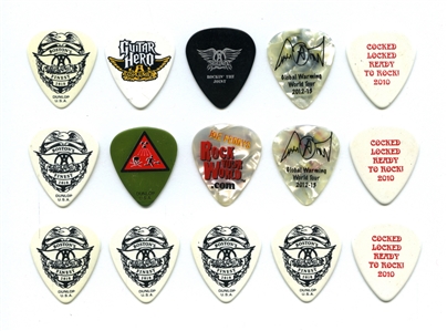 Aerosmith 2010s Lot of 12 Guitar Picks With COA